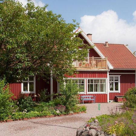 לינה וארוחת בוקר Simlångsdalen Escape To Paulssonpaleo מראה חיצוני תמונה