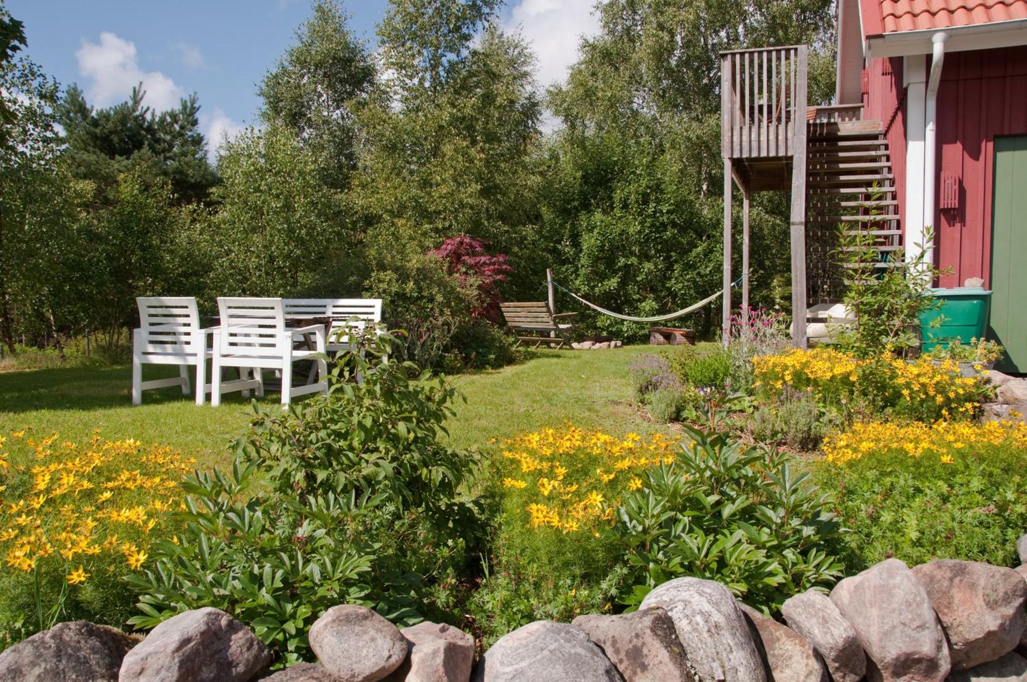 לינה וארוחת בוקר Simlångsdalen Escape To Paulssonpaleo מראה חיצוני תמונה