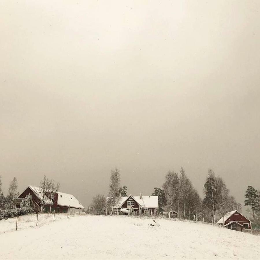 לינה וארוחת בוקר Simlångsdalen Escape To Paulssonpaleo מראה חיצוני תמונה